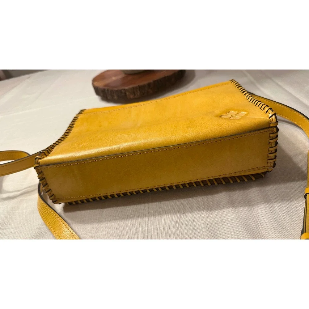 Patricia Nash 10th Anniversary Goldenrod Tooled Leather Crossbody P668353